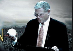 SNOWBALL AND THE DUMB MAN: Senator Jim Inhofe Uses A Snowball To "Disprove" Climate Change