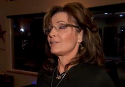 Sarah Palin Throws Chris Christie Under the BridgeGate Bus!  