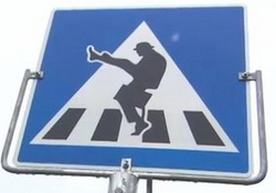 Norway Crossing Sign : Monty Python Silly Walk Required! 