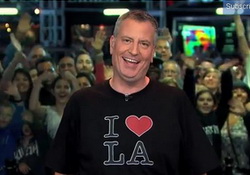NY Mayor de Blasio Loses Stanley Cup Bet, Sings I Love LA  Jimmy Kimmel    